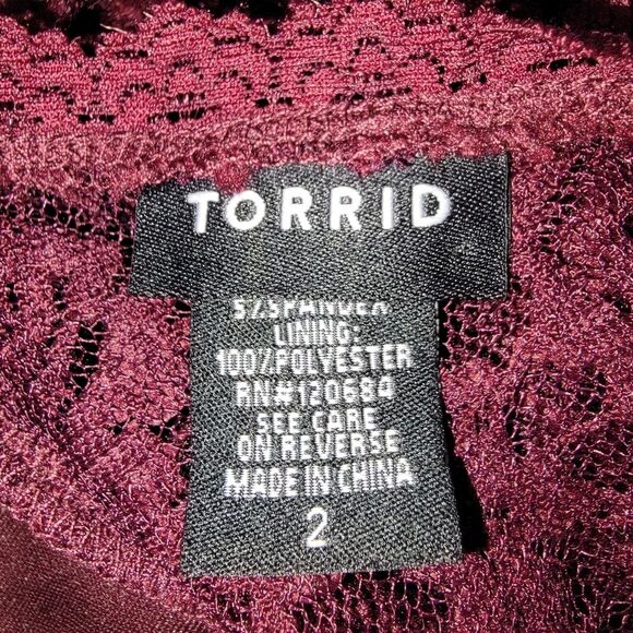 Torrid Burgundy Lace Peplum tank top size 2/2x - Picture 6 of 6
